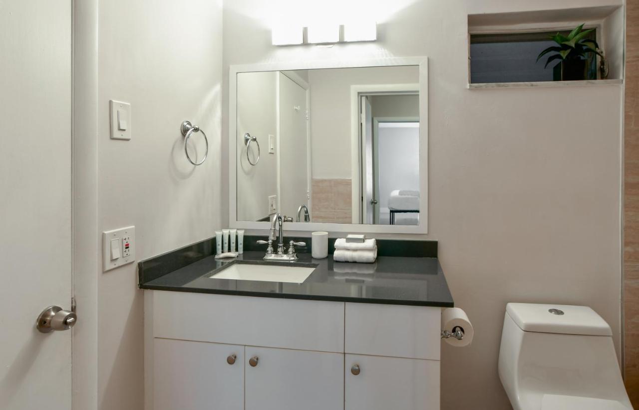Designer River View Apartment Fort Lauderdale